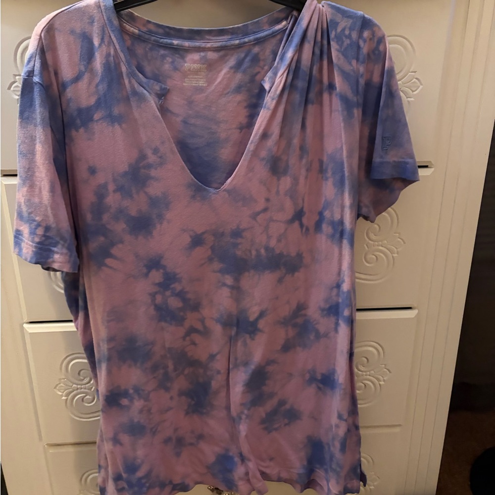 PINK Victoria's Secret Blue and Pink Tee